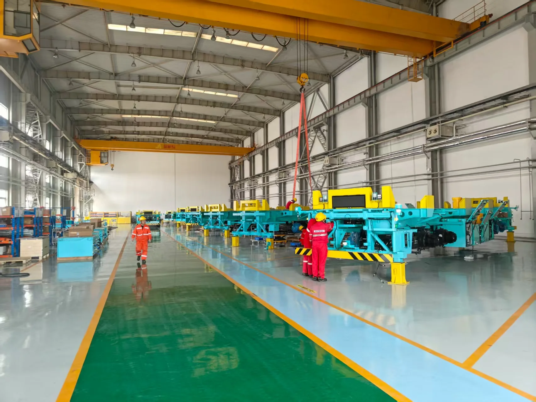 Mining Equipment & Conveyor